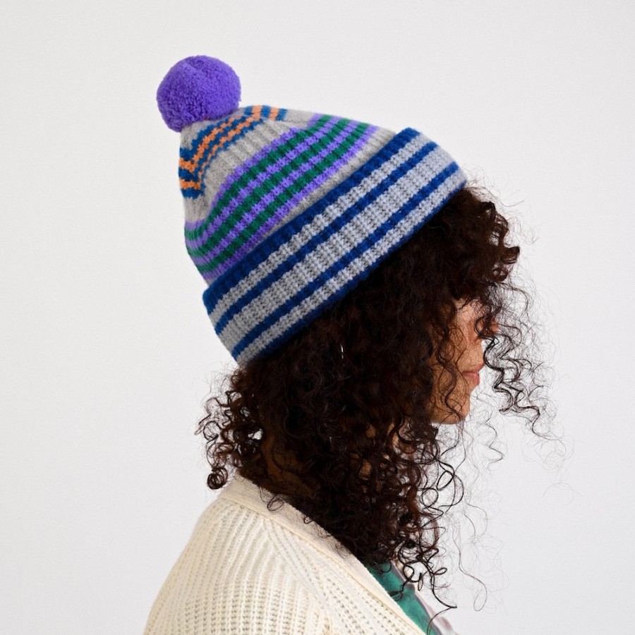 Slow Hat, bunt gestreifte Mütze mit Bommel vom belgischen Label HOWLIN aus reiner Schurwolle
