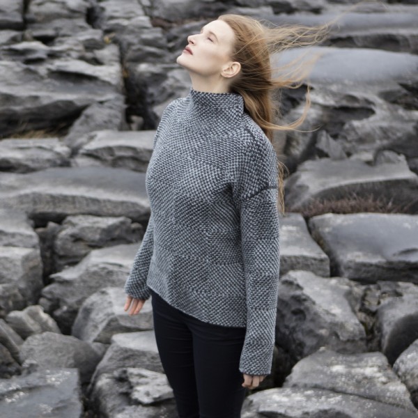 Superweicher Mock-Neck Pullover gestrickt aus extrafeiner Merinowolle von FISHERMAN out of IRELAND