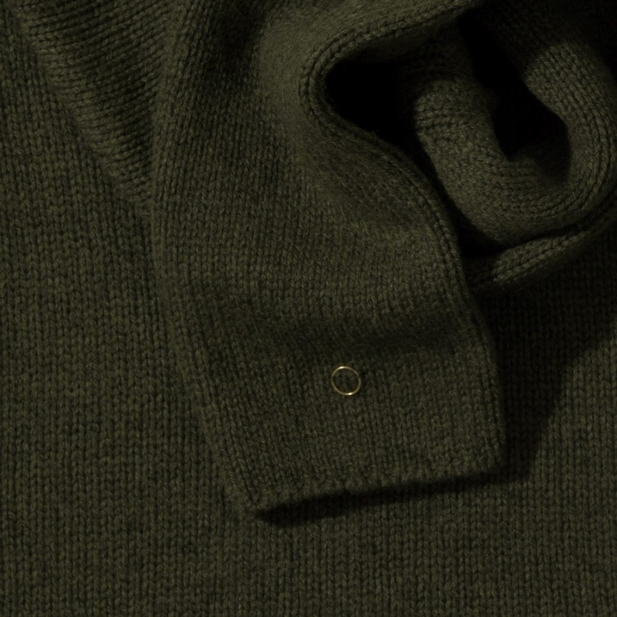 Rippenstrick-Pullover aus Kaschmir, Yak und Lammwolle von deutsch-nepalesischem Label NEYO.