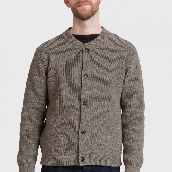 Schwere Unisex-Cardigan der Extraklasse – vom dänischen Design-Label ANDERSEN-ANDERSEN