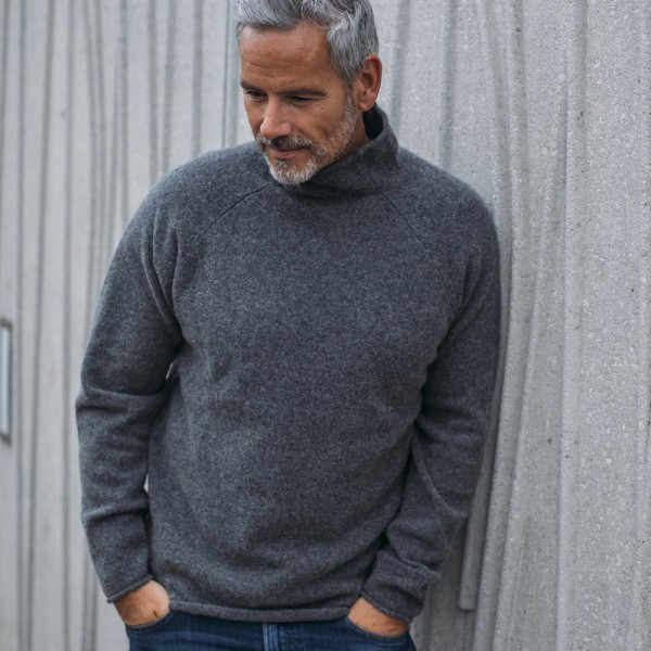 Schottischer Shetland Lambswool Pullover Corry Men von ERIBÉ Knitwear.