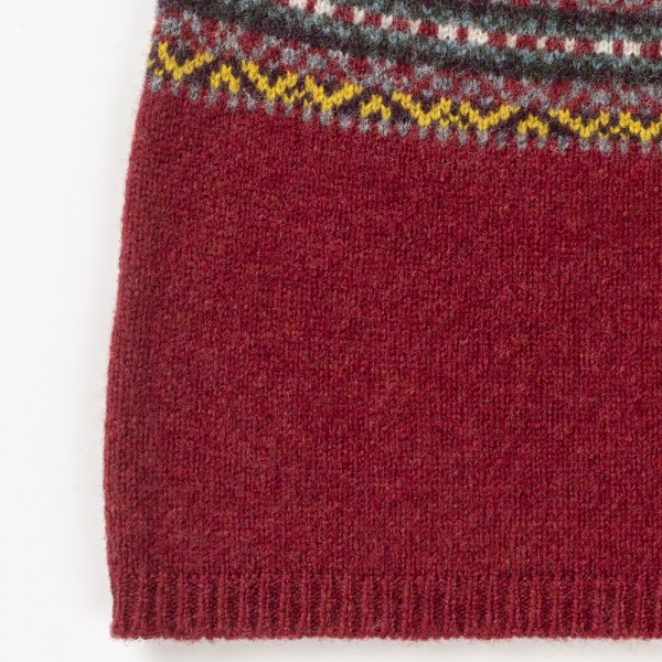 Alloa Beanie vom schottischen Label ERIBÉ. Farbe Moss Lock