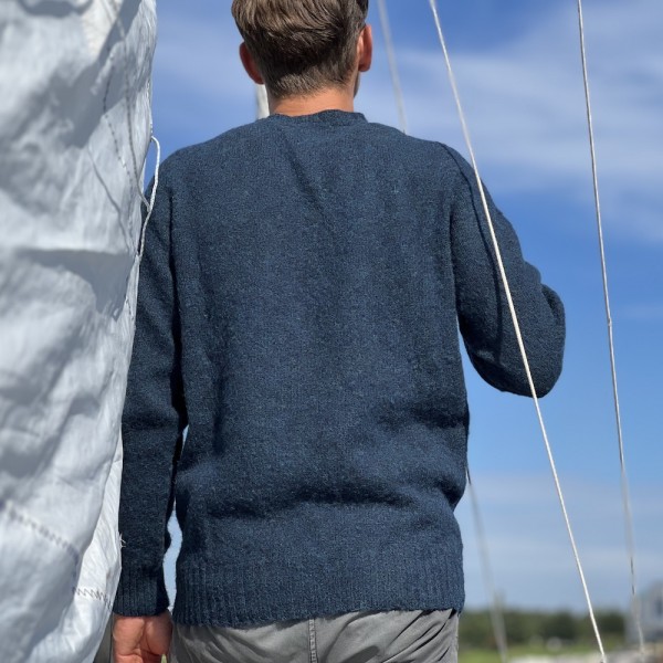 Leichter, melierter Shetland-Wollpullover vom belgischen Label HOWLIN´.