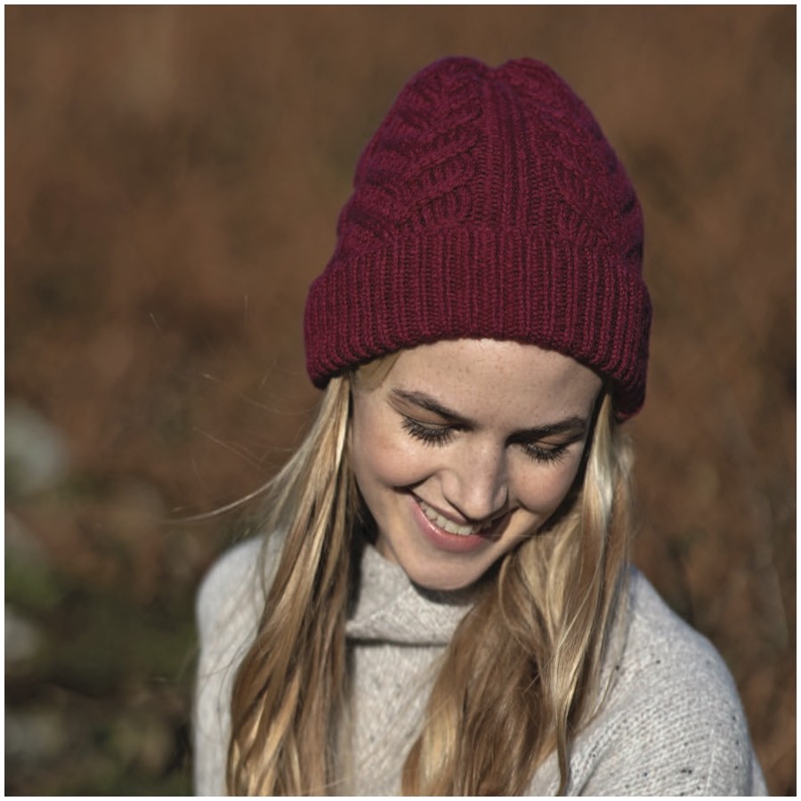 Cable Hat von Fisherman out of Ireland, Farbe: berry