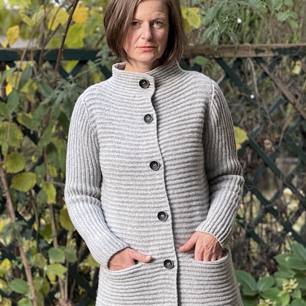 Aisling L. | Pearl Grey