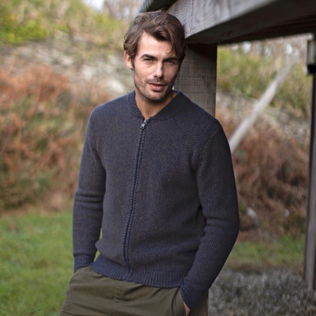 Geelong Strickjacke im Seed Stitch von Fisherman out of Ireland.