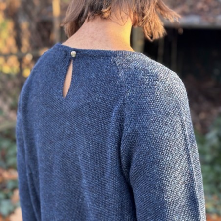 Alpaka-Pullover mit Rundhalsausschnitt von Les Racines du ciel in Dunkelblau.