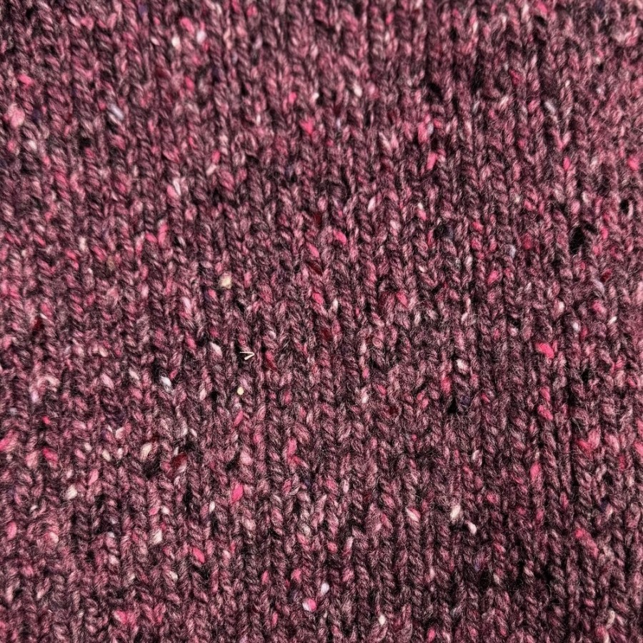 Donegal Tweed Farbe DARK MAUVE