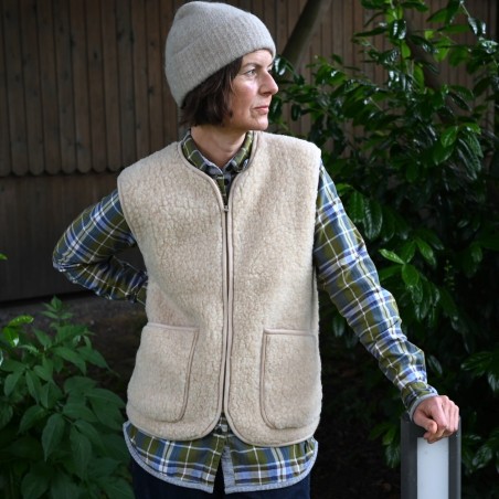 Sehr, sehr lässige Weste aus reiner Schafwolle von COLDBREAKER/YOKO WOOL aus Irland