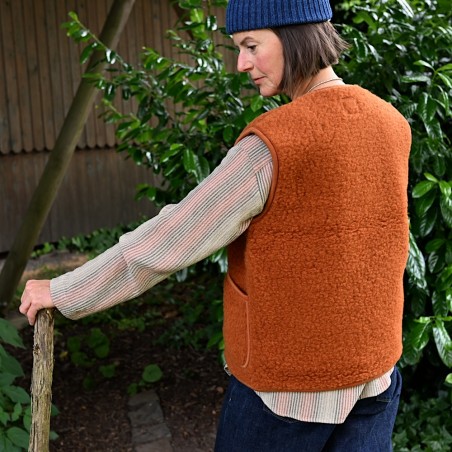 Sehr, sehr lässige Weste aus reiner Schafwolle von COLDBREAKER/YOKO WOOL aus Irland