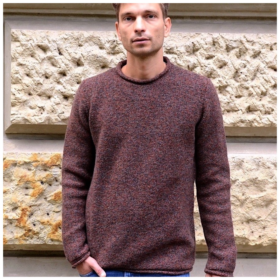 Sehr lässiger Herren-Pullover von FISHERMAN out of IRELAND aus weicher Merinowolle mit 5% Kaschmir veredelt.