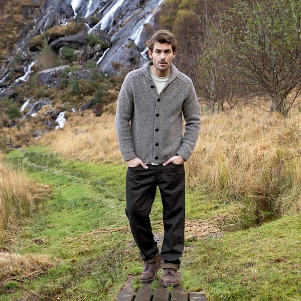 Kerniger Donegal Tweed Cardigan von Fisherman out of Irland