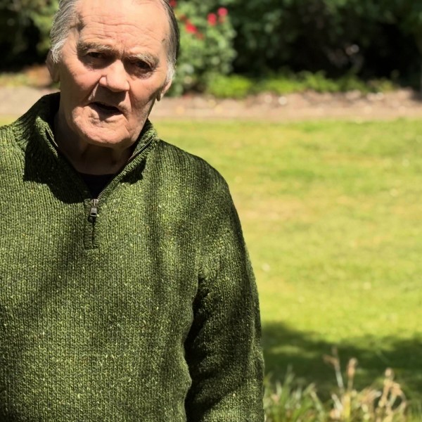 Kerniger Donegal-Troyer von FISHERMAN out of IRELAND