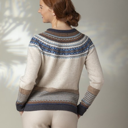 Fair-Isle-Pullover  vom schottischen Label ERIBÉ im Farbmuster "taurus".