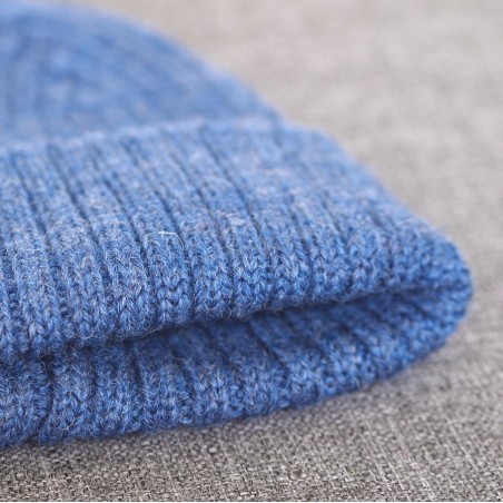 Toby Hat von HANSEN GARMENTS in Mittelblau. 70% Merinowolle 30& superfeines Alpaka