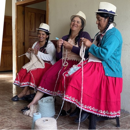 INTI Knitwear - Strickerinnen in Ecuador