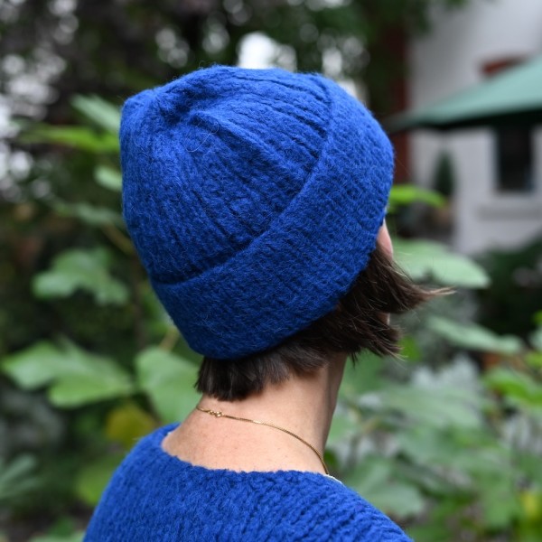 Handgestrickte AlpakaMütze Medellin von INTI Knitwear aus der Niederlande.