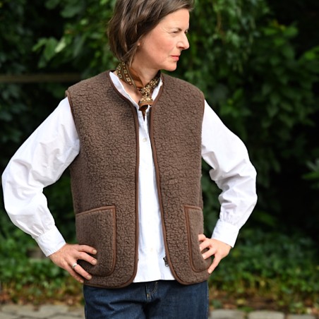 Sehr, sehr lässige Weste aus reiner Schafwolle von COLDBREAKER/YOKO WOOL aus Irland