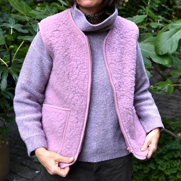 Sehr, sehr lässige Weste aus reiner Schafwolle von COLDBREAKER/YOKO WOOL aus Irland