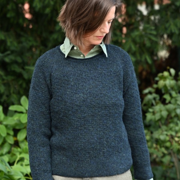 JULIANE ist ein wertvoller Alpaka Pullover mit schönem Strickmuster von Les Racines du Ciel.